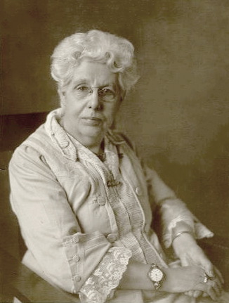 Annie Besant im Jahr 1922 - ewigeweisheit.de