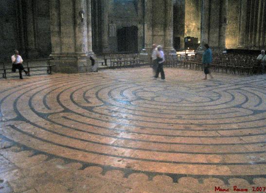 Labyrinth Chartres – ewigeweisheit.de