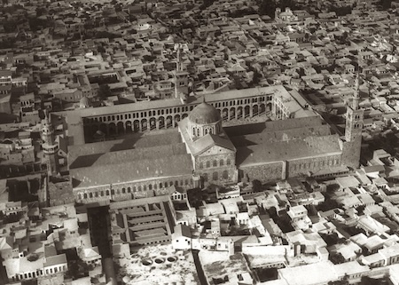 Historische Luftaufnahme der Umayyaden-Moschee in Damaskus (1930) - ewigeweisheit.de