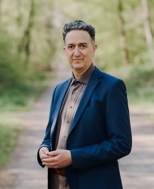 Selim Levent Oezkan - ewigeweisheit.de